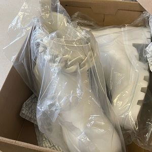 Womens Steve Madden Amule embellished lug white ankle boot with chain brand new